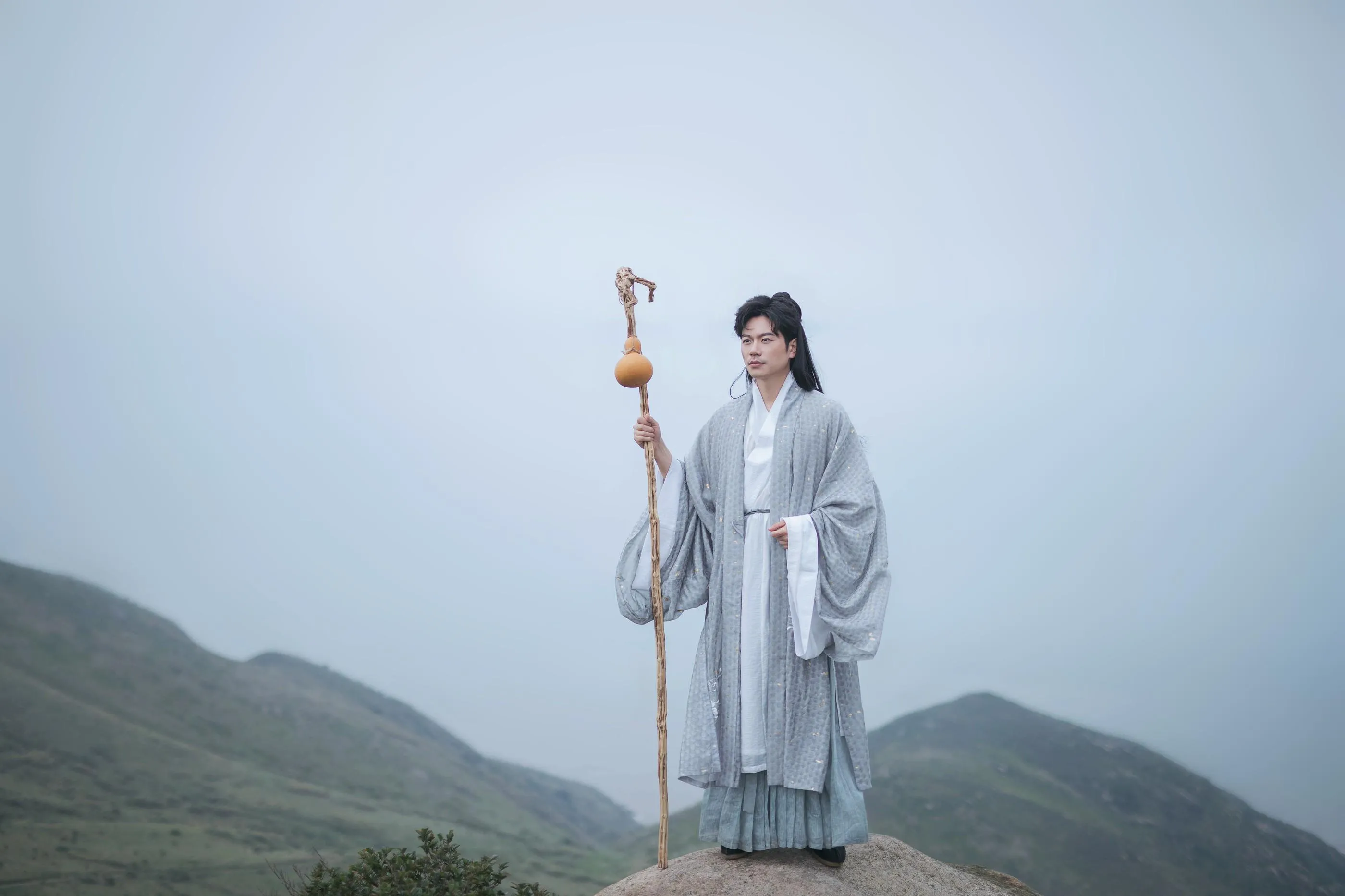 [YITUYU艺图语]2021.09.16 有所思 五色石南叶 [29P]插图5